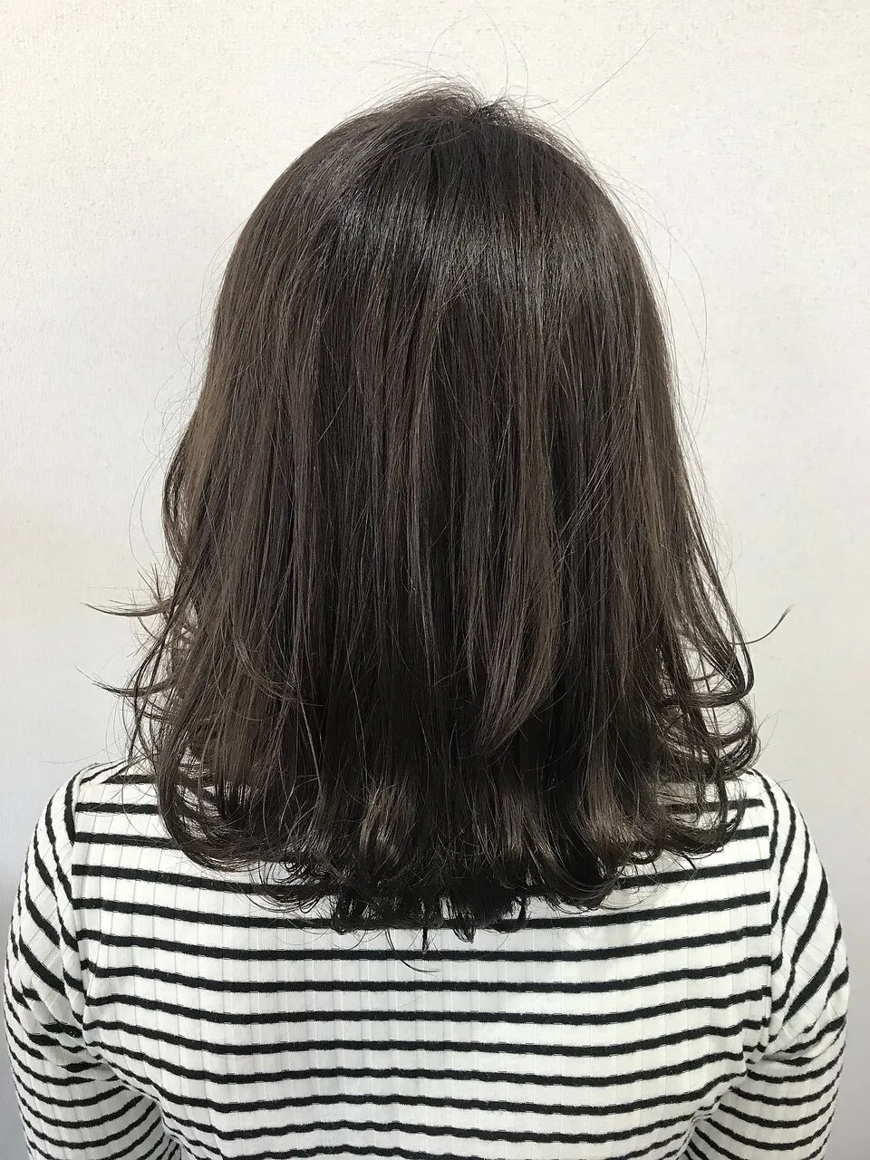 鎖骨下セミロング☆モーブアッシュグレージュ